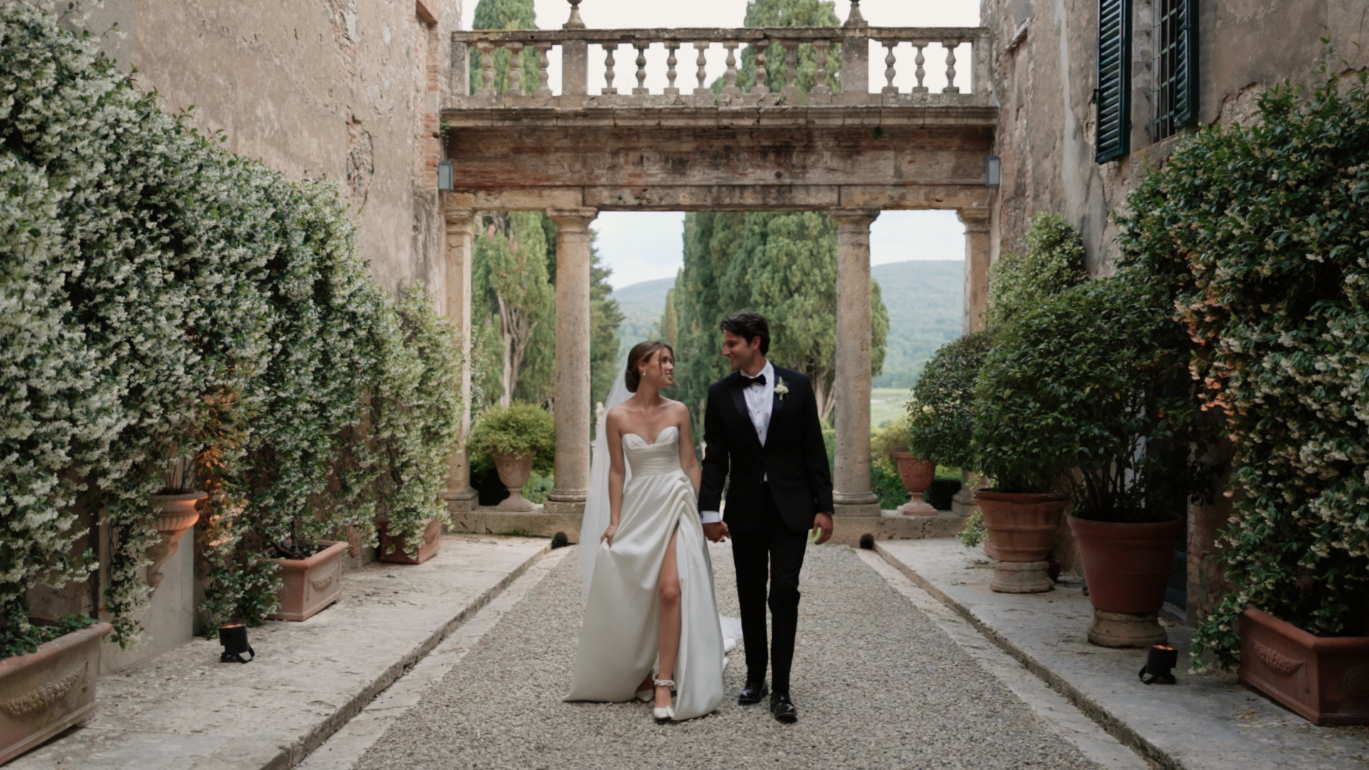 Borgo Stomennano | David & Sara 4 reel.00 00 14 23.Immagine001